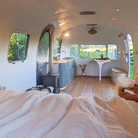 Airstream, Vintage American Caravan & Hottub Ashburton Zewnętrze zdjęcie